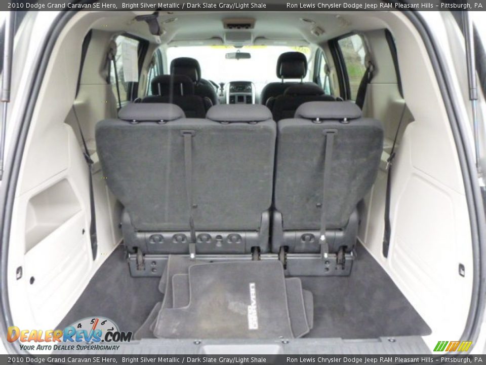 2010 Dodge Grand Caravan SE Hero Bright Silver Metallic / Dark Slate Gray/Light Shale Photo #5