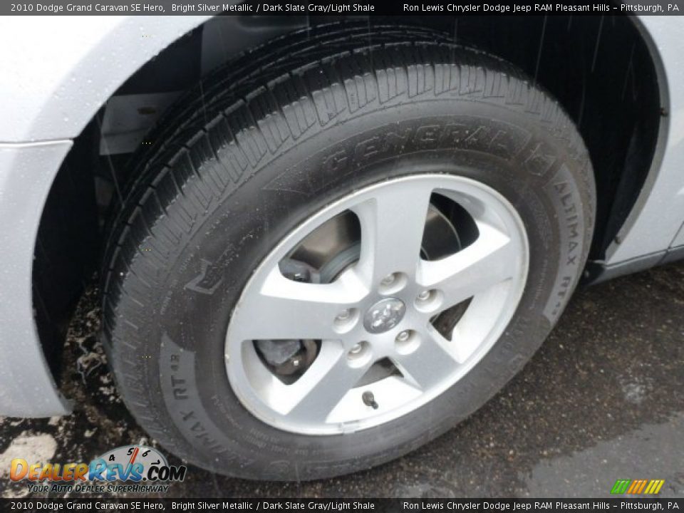 2010 Dodge Grand Caravan SE Hero Bright Silver Metallic / Dark Slate Gray/Light Shale Photo #10