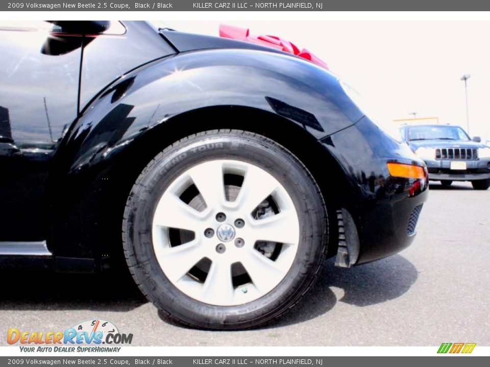 2009 Volkswagen New Beetle 2.5 Coupe Black / Black Photo #29