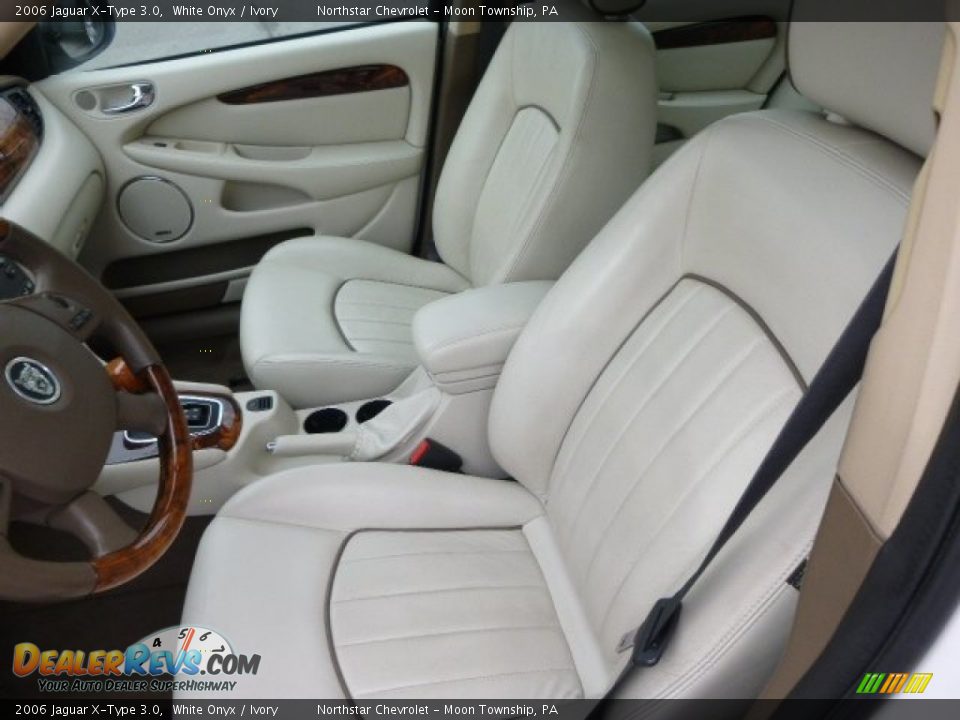 2006 Jaguar X-Type 3.0 White Onyx / Ivory Photo #8