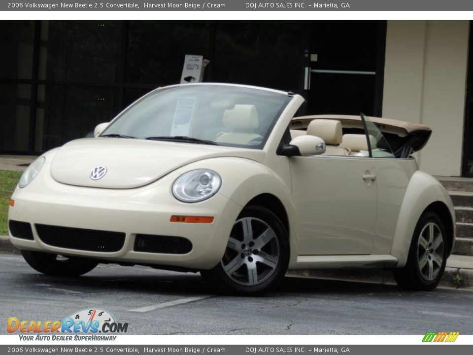 2006 Volkswagen New Beetle 2.5 Convertible Harvest Moon Beige / Cream Photo #4