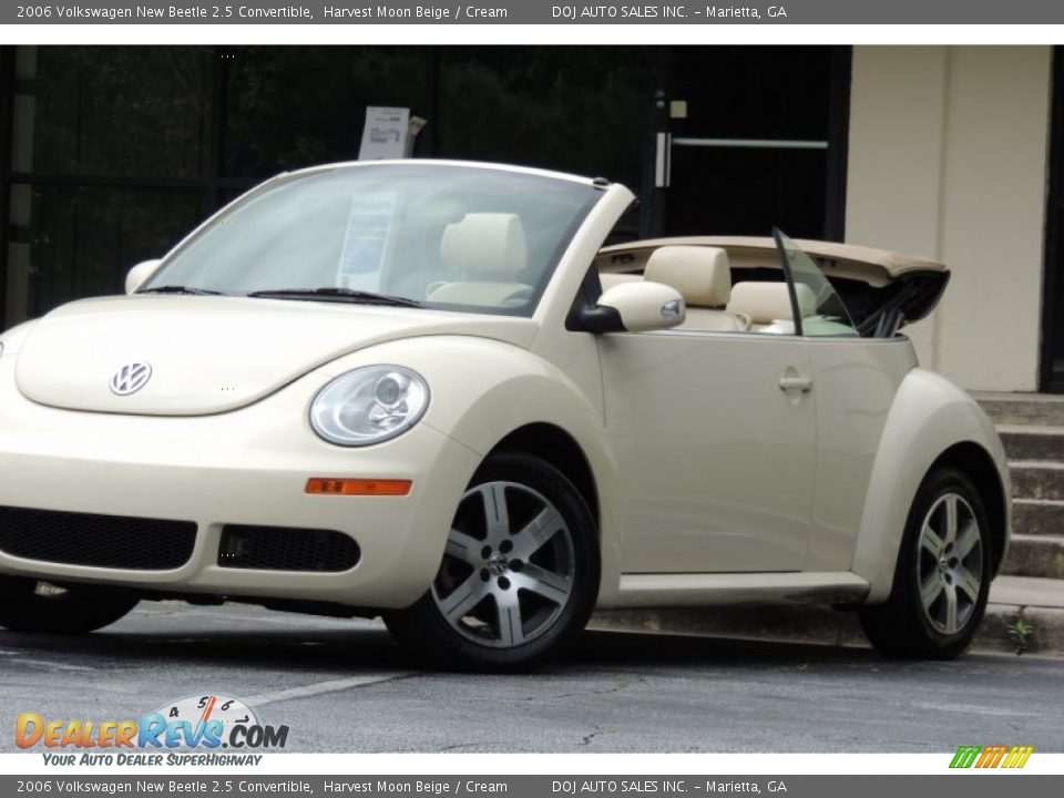 2006 Volkswagen New Beetle 2.5 Convertible Harvest Moon Beige / Cream Photo #5