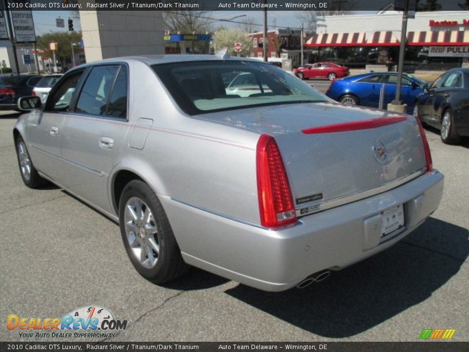 2010 Cadillac DTS Luxury Radiant Silver / Titanium/Dark Titanium Photo #4