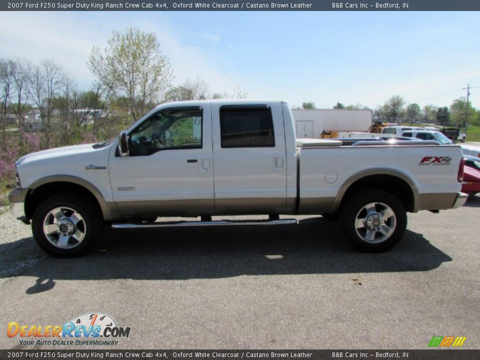 2007 Ford F250 Super Duty King Ranch Crew Cab 4x4 Oxford White Clearcoat / Castano Brown Leather Photo #1
