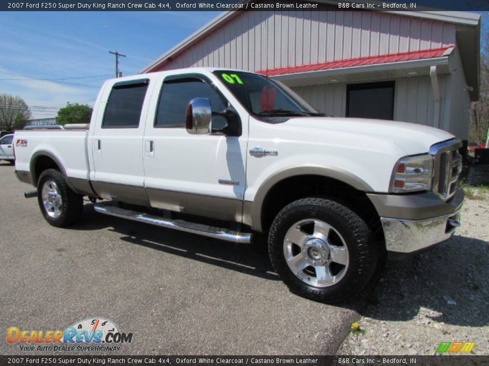 2007 Ford F250 Super Duty King Ranch Crew Cab 4x4 Oxford White Clearcoat / Castano Brown Leather Photo #7