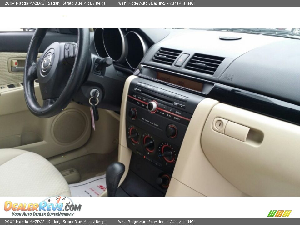2004 Mazda MAZDA3 i Sedan Strato Blue Mica / Beige Photo #12