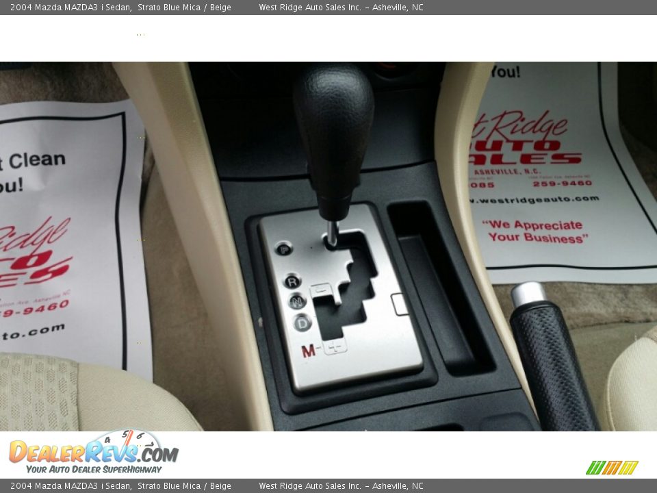 2004 Mazda MAZDA3 i Sedan Strato Blue Mica / Beige Photo #29