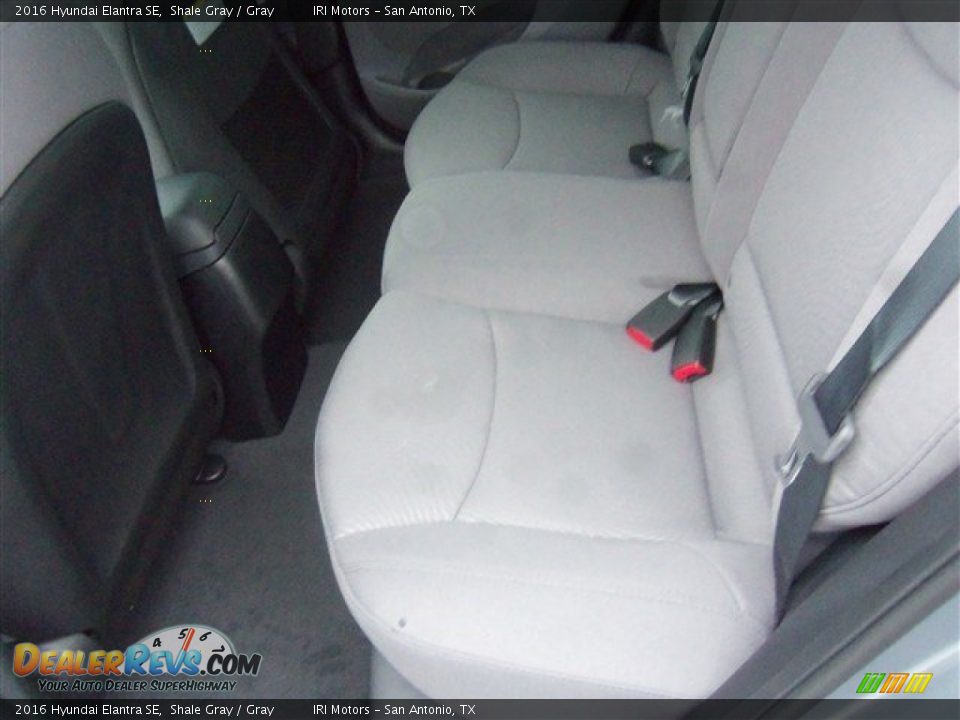 2016 Hyundai Elantra SE Shale Gray / Gray Photo #12