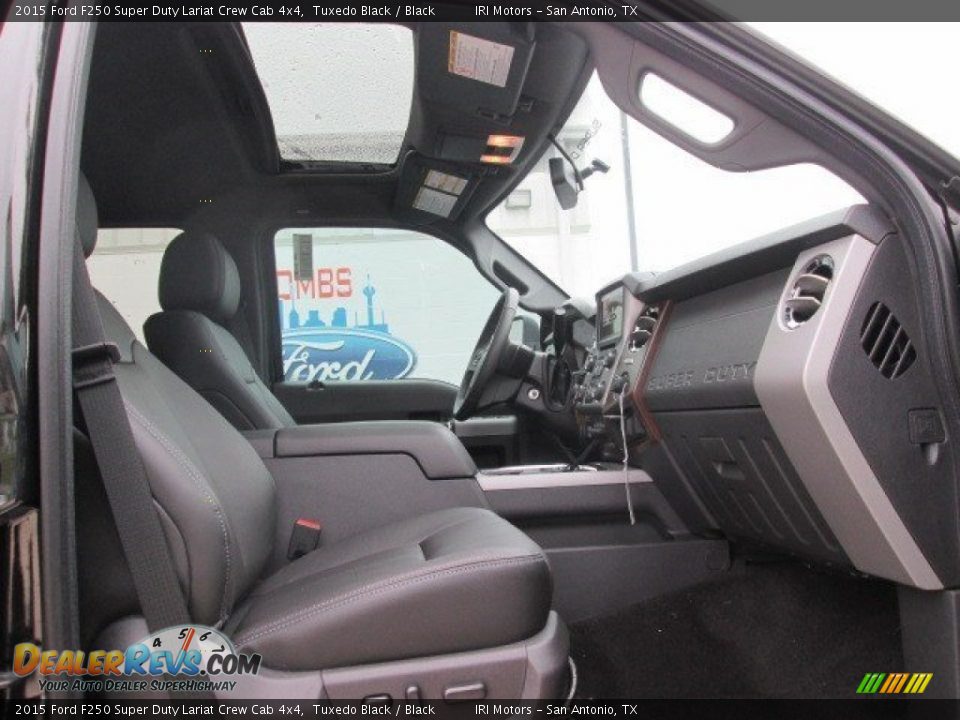 2015 Ford F250 Super Duty Lariat Crew Cab 4x4 Tuxedo Black / Black Photo #29
