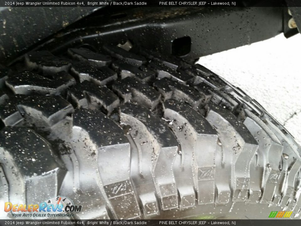 2014 Jeep Wrangler Unlimited Rubicon 4x4 Bright White / Black/Dark Saddle Photo #22