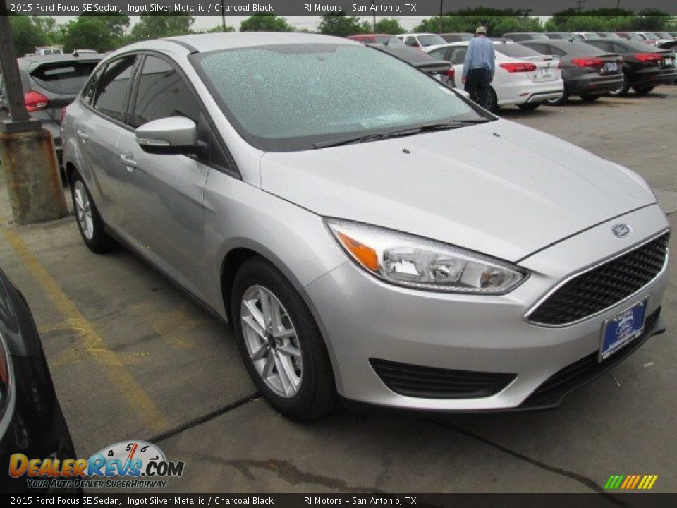 2015 Ford Focus SE Sedan Ingot Silver Metallic / Charcoal Black Photo #1