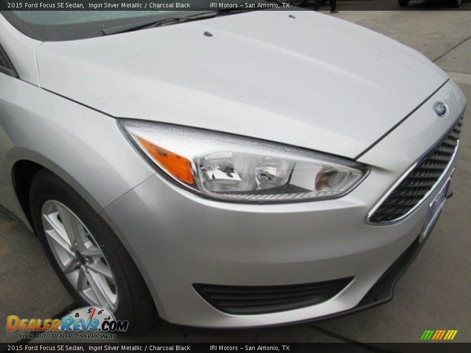 2015 Ford Focus SE Sedan Ingot Silver Metallic / Charcoal Black Photo #2