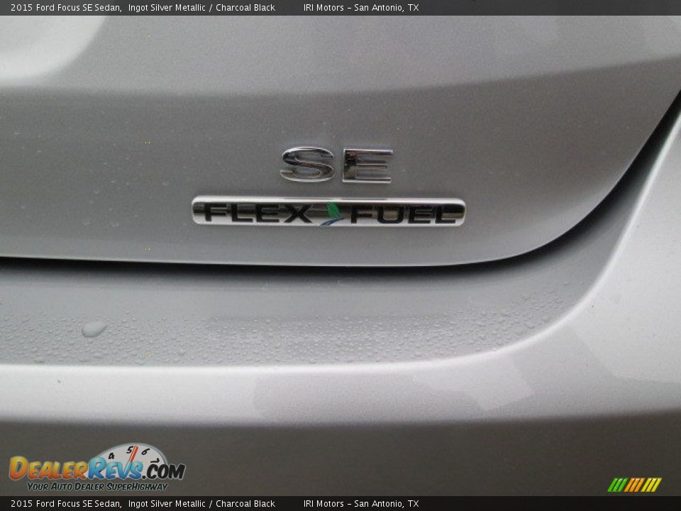 2015 Ford Focus SE Sedan Ingot Silver Metallic / Charcoal Black Photo #8