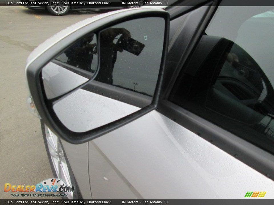2015 Ford Focus SE Sedan Ingot Silver Metallic / Charcoal Black Photo #22