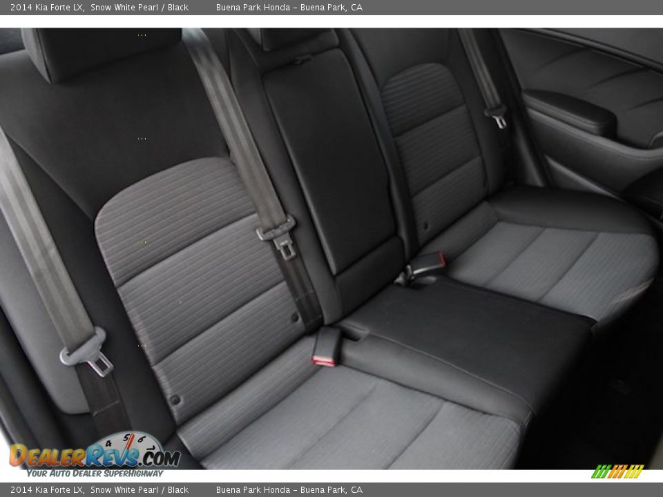 2014 Kia Forte LX Snow White Pearl / Black Photo #15