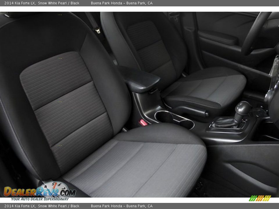 2014 Kia Forte LX Snow White Pearl / Black Photo #18