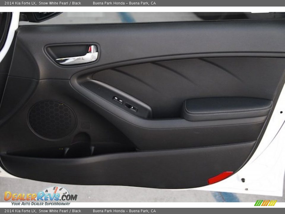 2014 Kia Forte LX Snow White Pearl / Black Photo #23