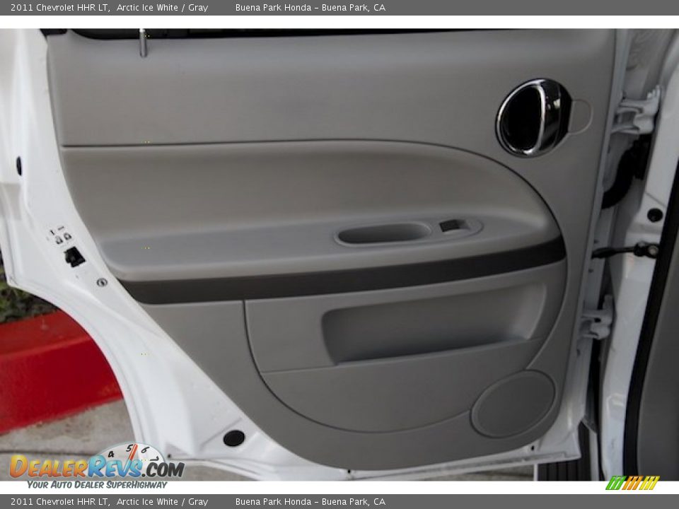 2011 Chevrolet HHR LT Arctic Ice White / Gray Photo #22