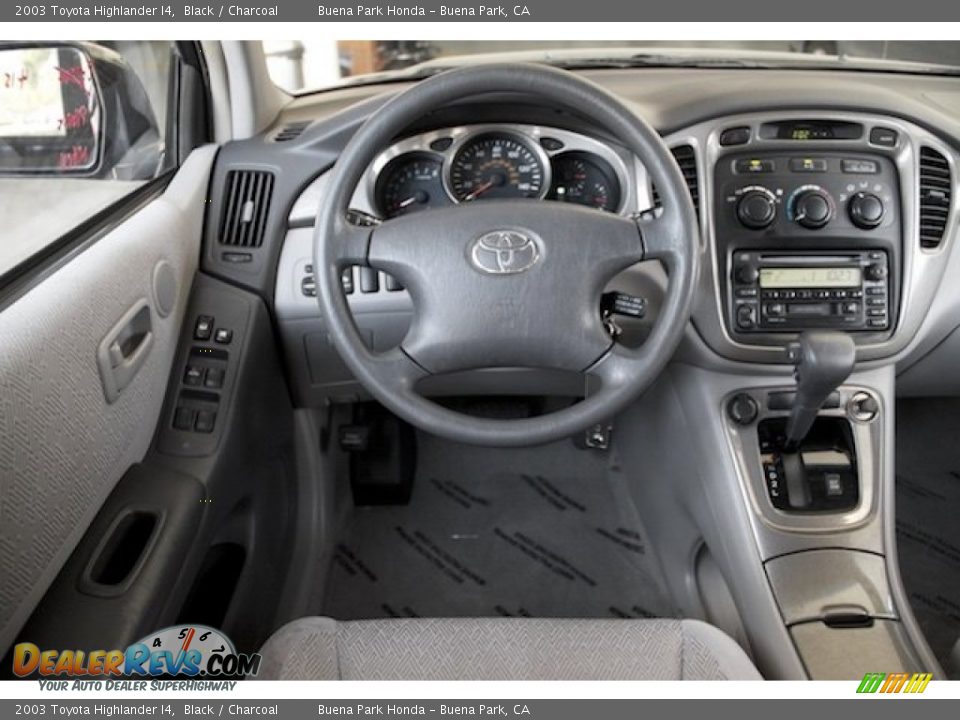 2003 Toyota Highlander I4 Black / Charcoal Photo #5