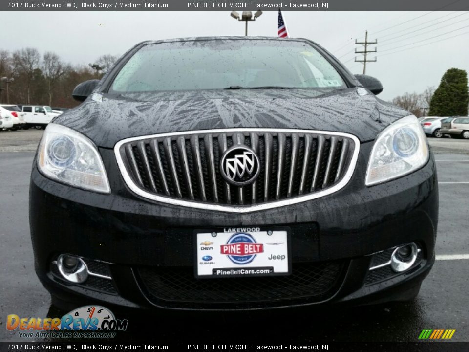 2012 Buick Verano FWD Black Onyx / Medium Titanium Photo #2