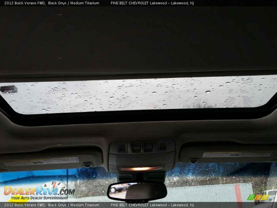 2012 Buick Verano FWD Black Onyx / Medium Titanium Photo #12
