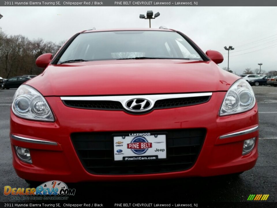 2011 Hyundai Elantra Touring SE Chilipepper Red / Black Photo #2