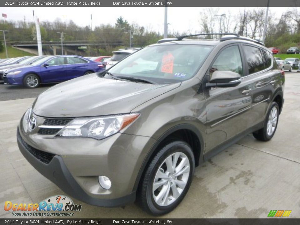 Front 3/4 View of 2014 Toyota RAV4 Limited AWD Photo #8
