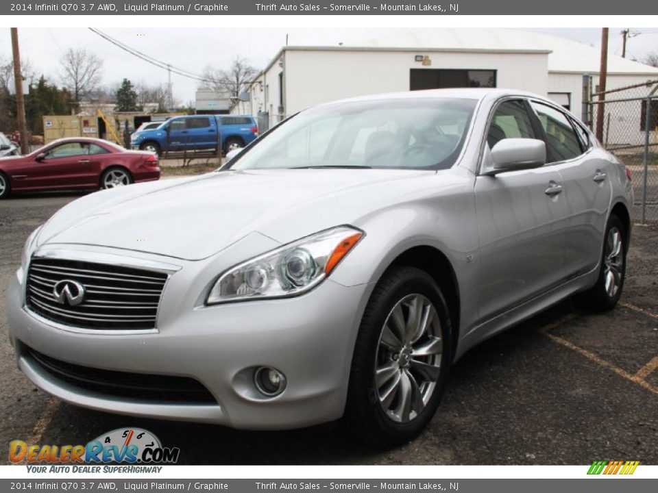 Front 3/4 View of 2014 Infiniti Q70 3.7 AWD Photo #3