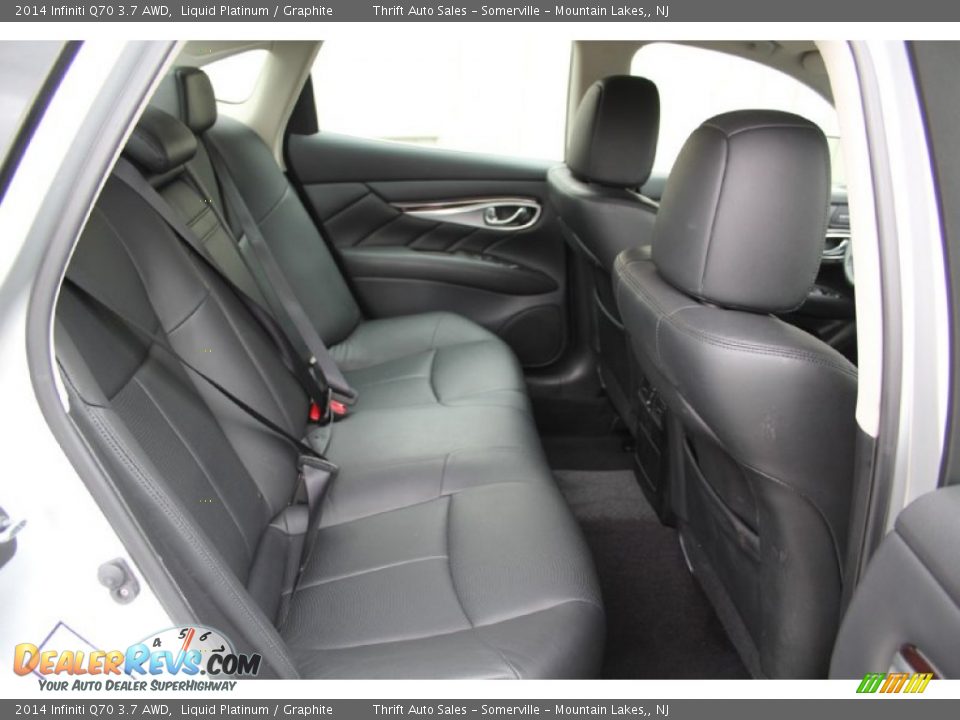 Rear Seat of 2014 Infiniti Q70 3.7 AWD Photo #17