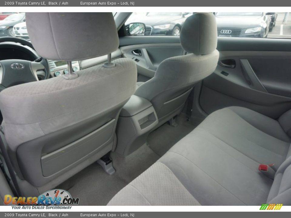 2009 Toyota Camry LE Black / Ash Photo #7