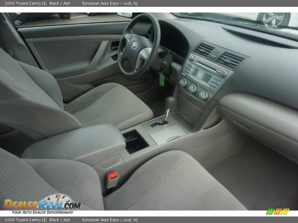 2009 Toyota Camry LE Black / Ash Photo #9