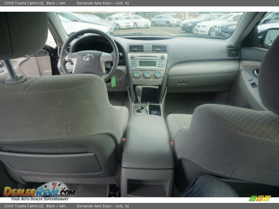 2009 Toyota Camry LE Black / Ash Photo #18