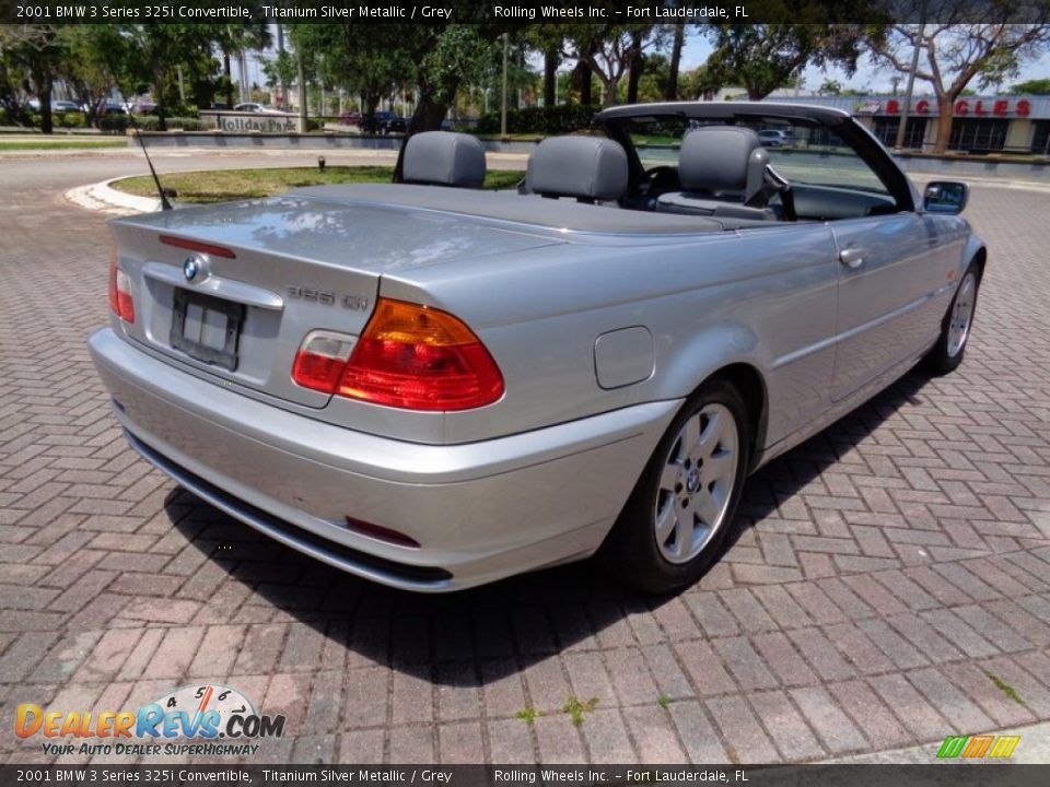 2001 BMW 3 Series 325i Convertible Titanium Silver Metallic / Grey Photo #5