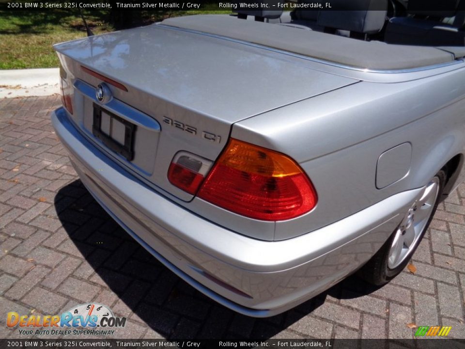 2001 BMW 3 Series 325i Convertible Titanium Silver Metallic / Grey Photo #19