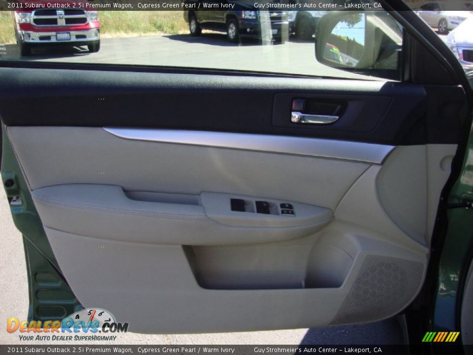 2011 Subaru Outback 2.5i Premium Wagon Cypress Green Pearl / Warm Ivory Photo #9