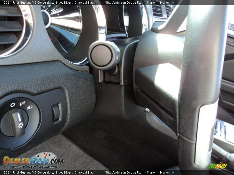 2014 Ford Mustang V6 Convertible Ingot Silver / Charcoal Black Photo #12
