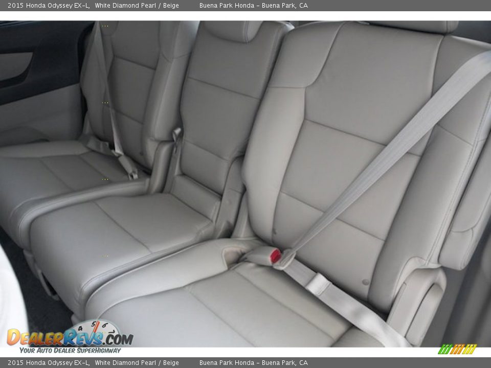 2015 Honda Odyssey EX-L White Diamond Pearl / Beige Photo #15
