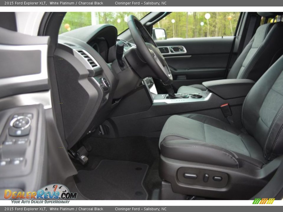 2015 Ford Explorer XLT White Platinum / Charcoal Black Photo #7