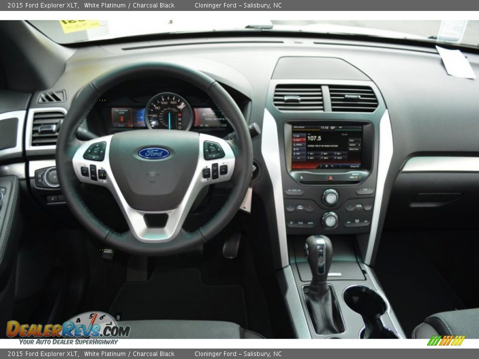 2015 Ford Explorer XLT White Platinum / Charcoal Black Photo #9
