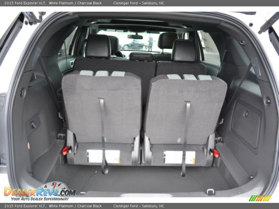 2015 Ford Explorer XLT White Platinum / Charcoal Black Photo #11
