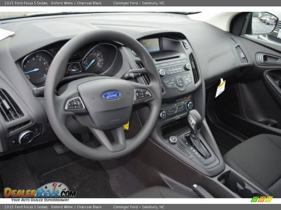 Charcoal Black Interior - 2015 Ford Focus S Sedan Photo #8