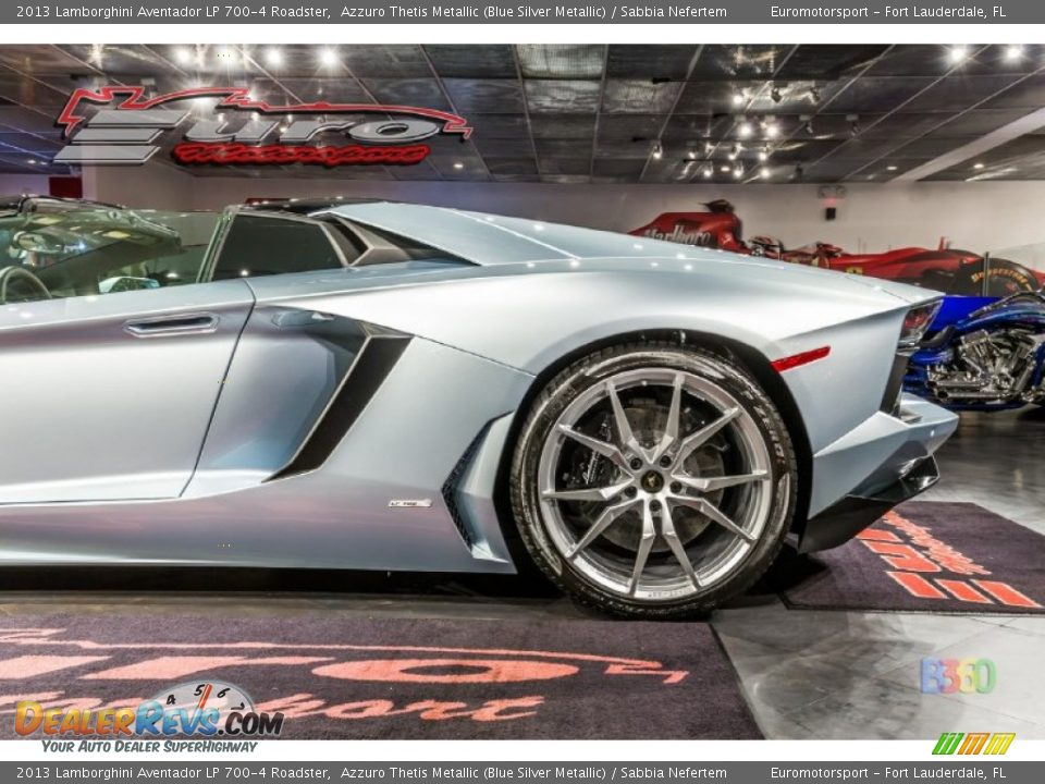 2013 Lamborghini Aventador LP 700-4 Roadster Azzuro Thetis Metallic (Blue Silver Metallic) / Sabbia Nefertem Photo #29