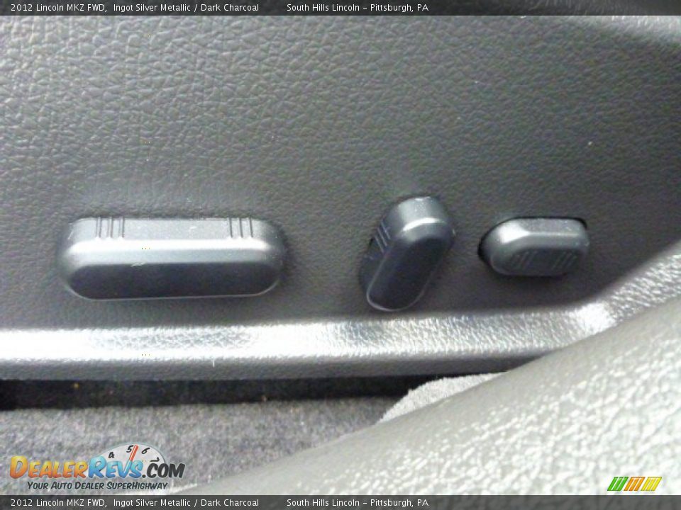 2012 Lincoln MKZ FWD Ingot Silver Metallic / Dark Charcoal Photo #18