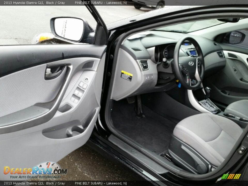 2013 Hyundai Elantra GLS Black / Gray Photo #16