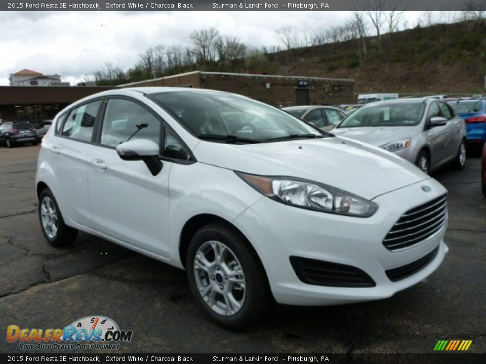 2015 Ford Fiesta SE Hatchback Oxford White / Charcoal Black Photo #1
