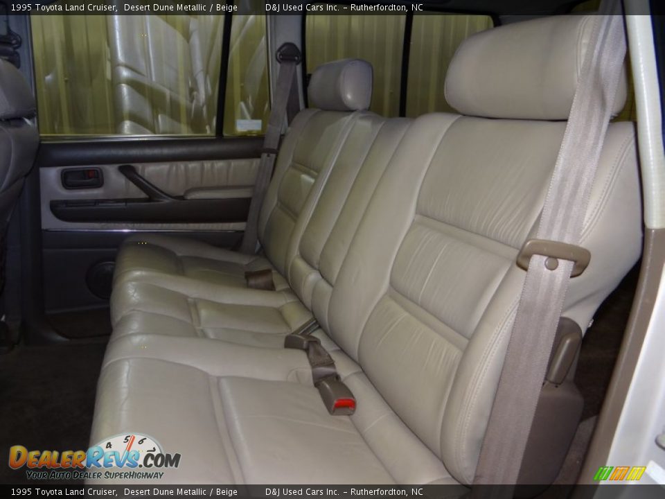 1995 Toyota Land Cruiser Desert Dune Metallic / Beige Photo #16