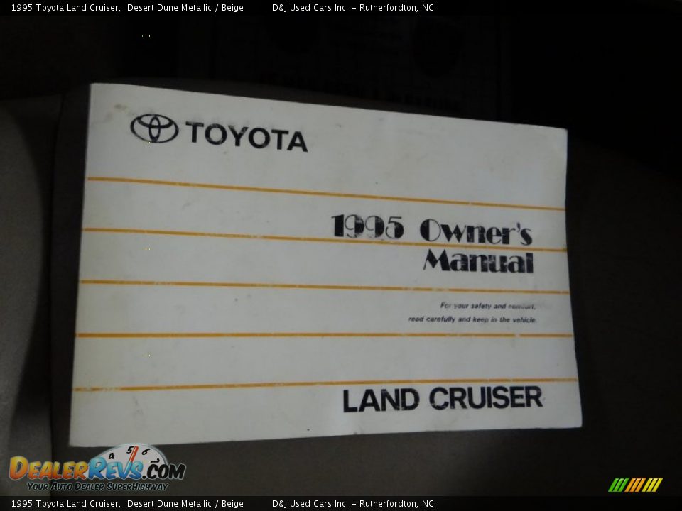 1995 Toyota Land Cruiser Desert Dune Metallic / Beige Photo #32