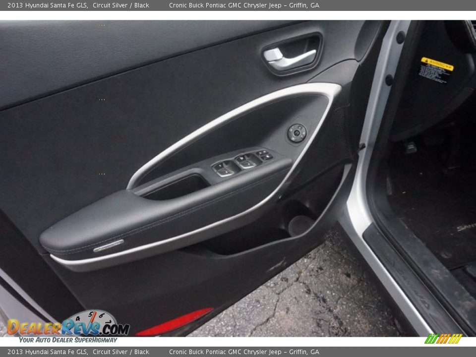 Door Panel of 2013 Hyundai Santa Fe GLS Photo #11
