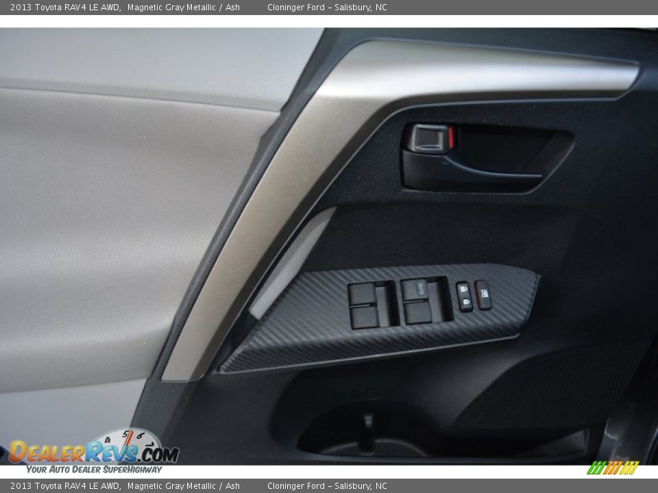 2013 Toyota RAV4 LE AWD Magnetic Gray Metallic / Ash Photo #9