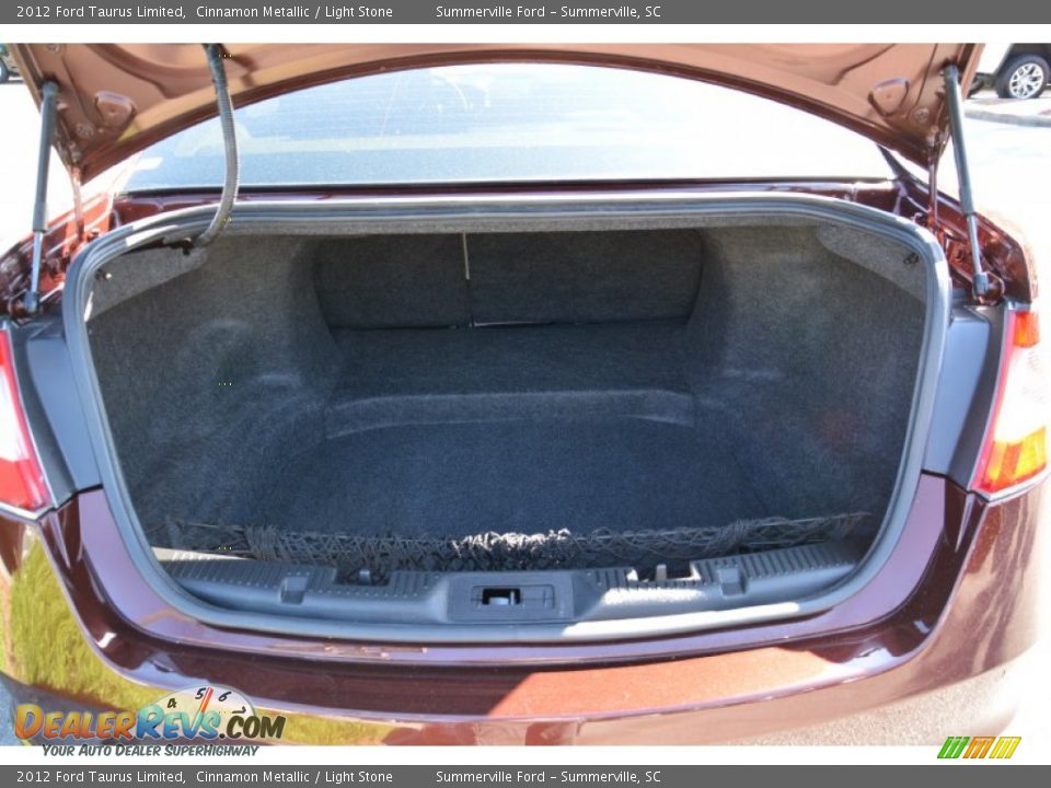 2012 Ford Taurus Limited Trunk Photo #16